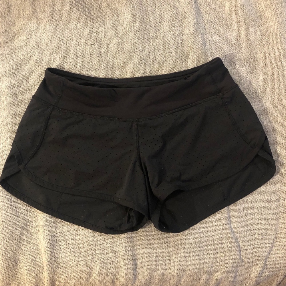 Lululemon Speed Up Short - Size 4